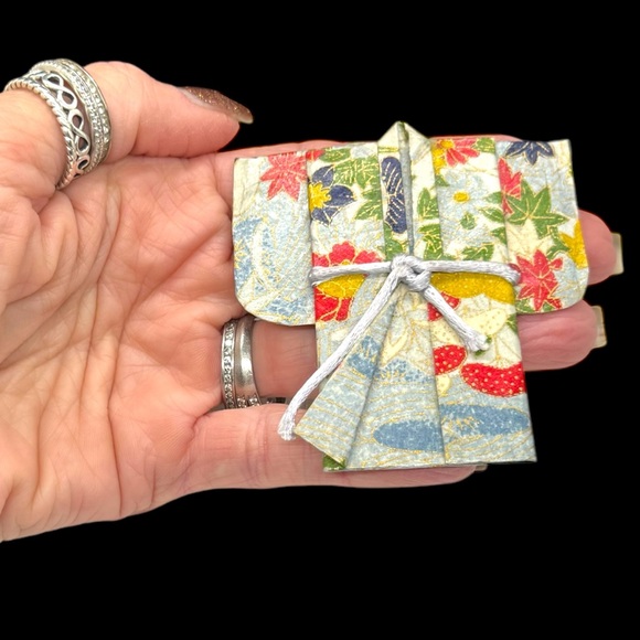 Vintage Handmade Origami Fan & Kimono Pins - Picture 8 of 9